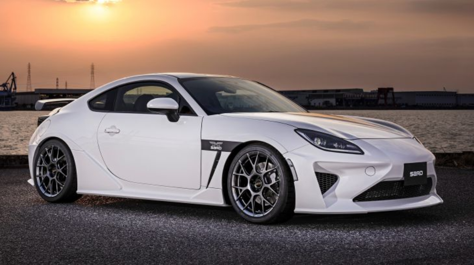 カーステーションマルシェ